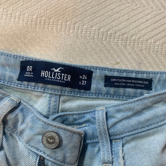 High Rise Mom Jean - Picture 4 of 4